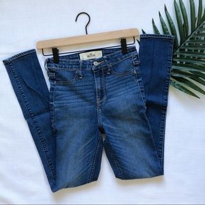 Hollister High Rise Jeans